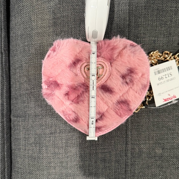 Juicy Couture Pink Heart-Shaped Furry Coin Purse - Picture 8 of 10